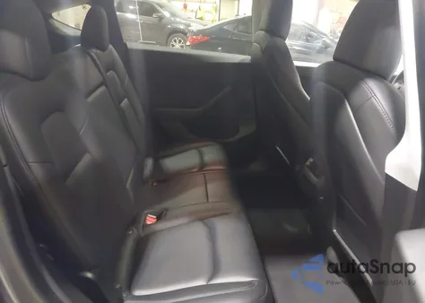 2021 Tesla Model Y Long Range Dual Motor All-Wheel Drive from USA, damaged, VIN 5YJYGDEEXMF065679